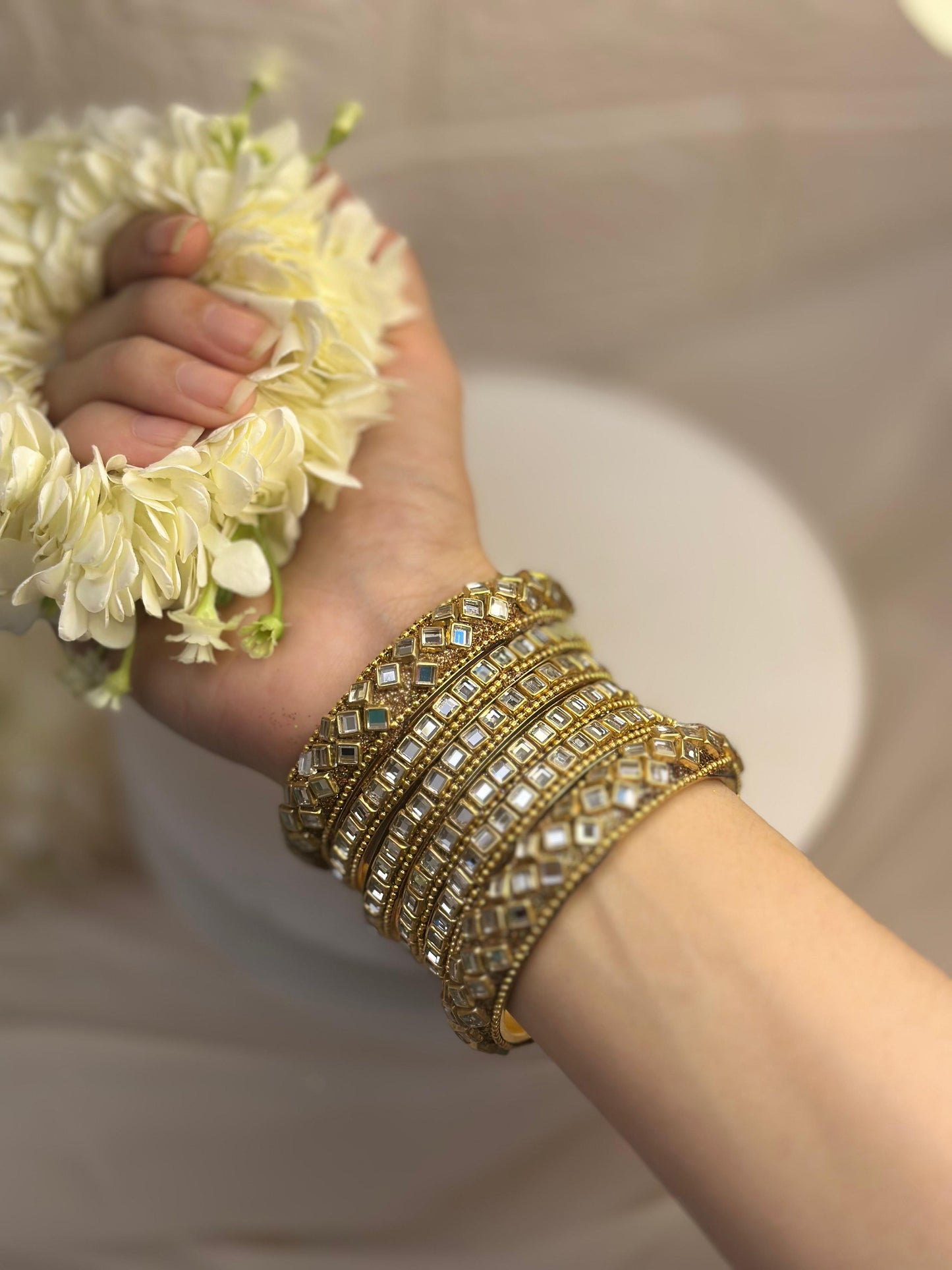 Kundan Chooriyan (gold)