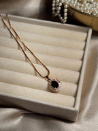 Oval Gem Necklace (Black)