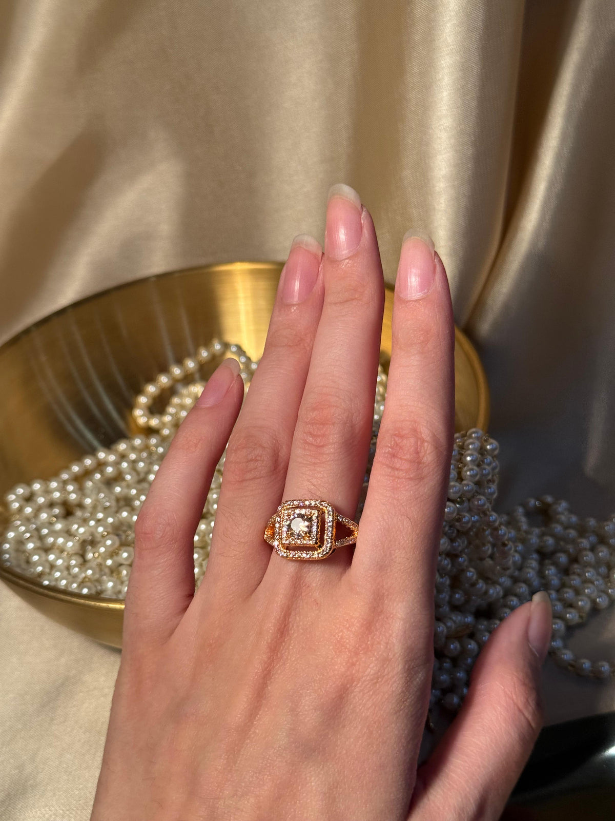 Square Gem Ring Gold