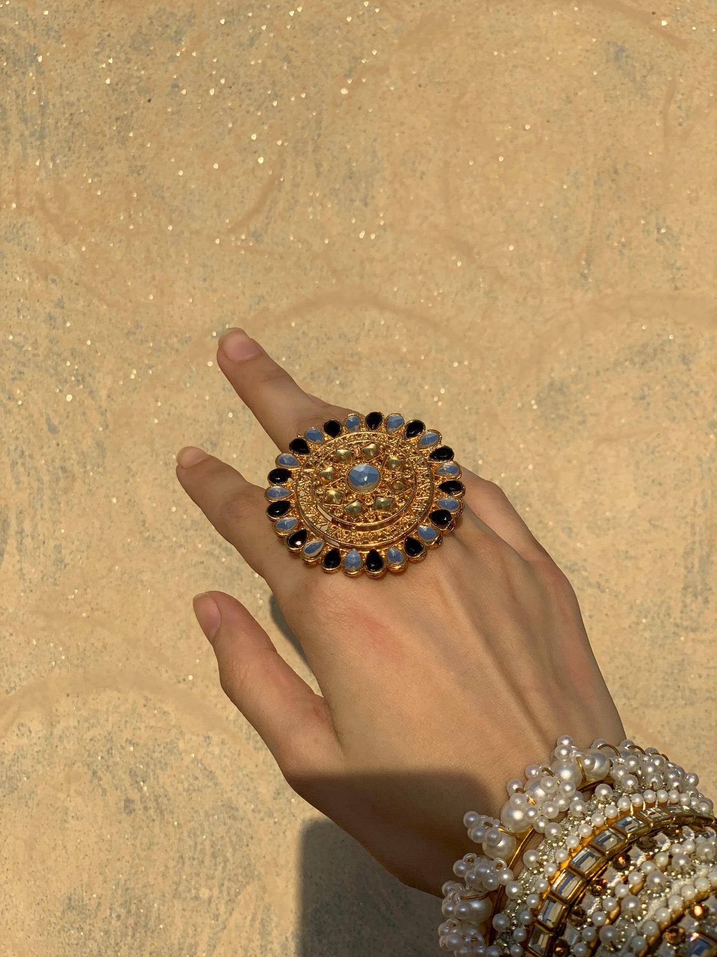 Shehzadi angoothi (Geometric) - Black