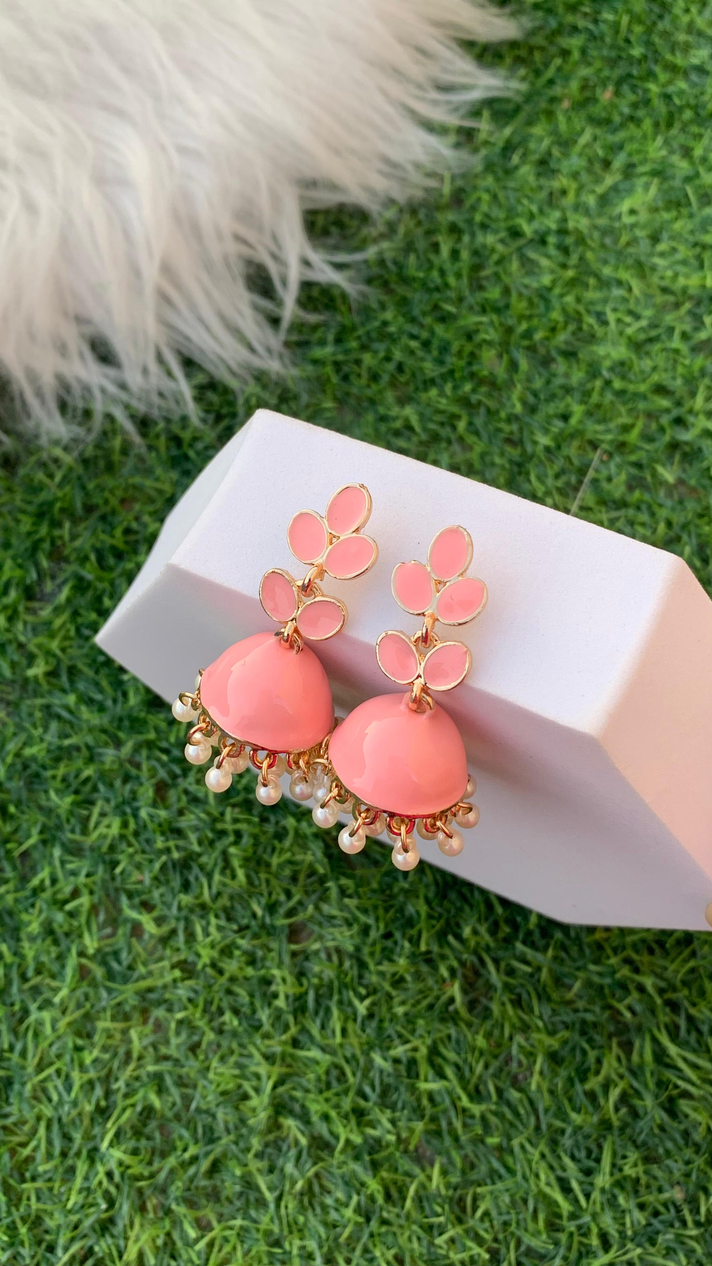 Booti Jhumki - Light pink