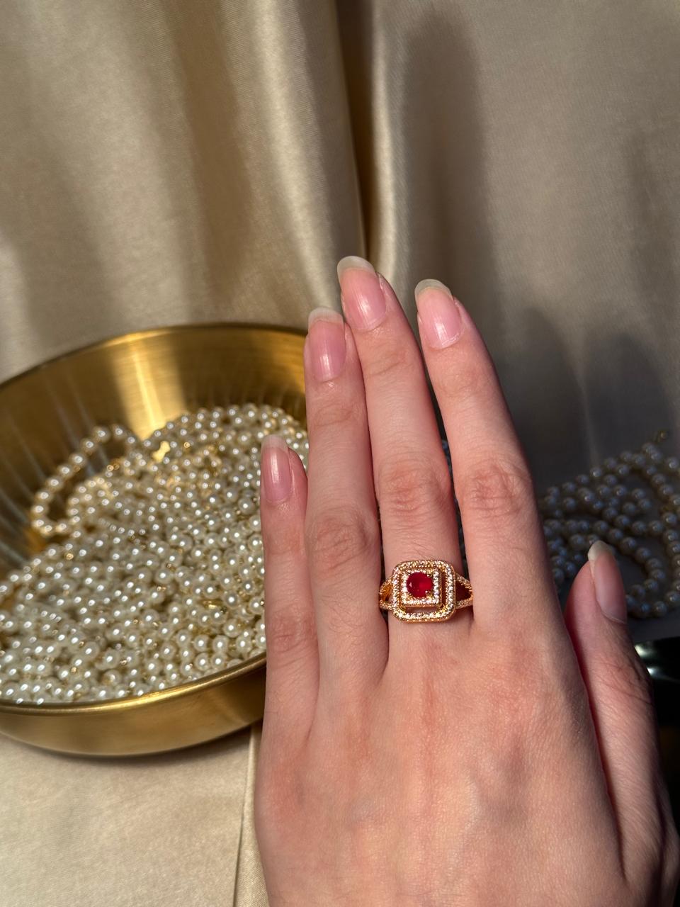 Square Gem Ring Gold - Red
