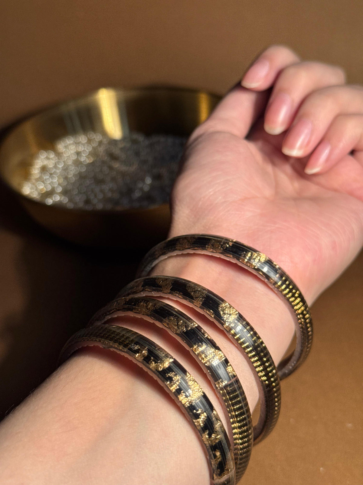 Prism gold bangle - Black
