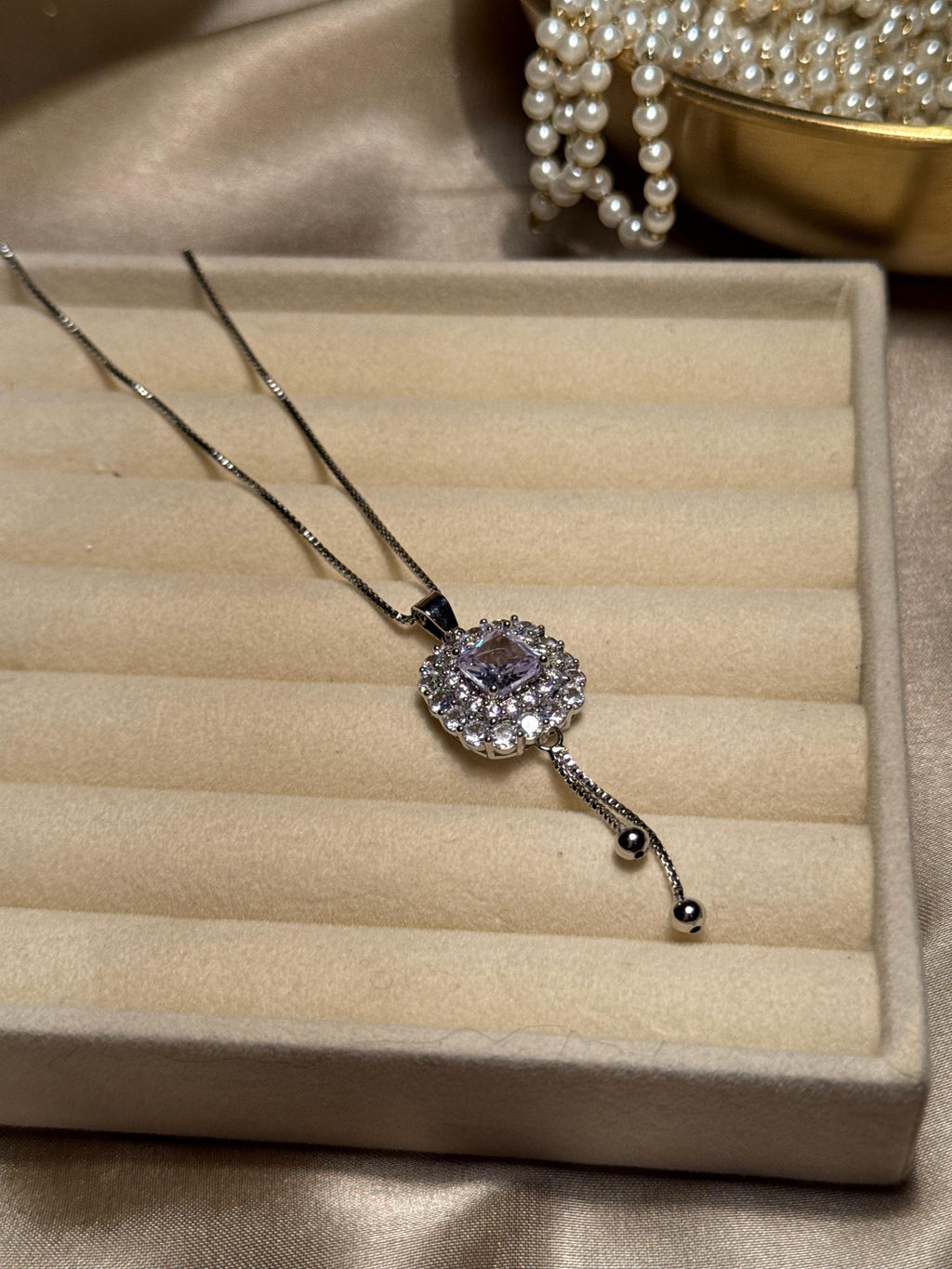 Square gem necklace Silver