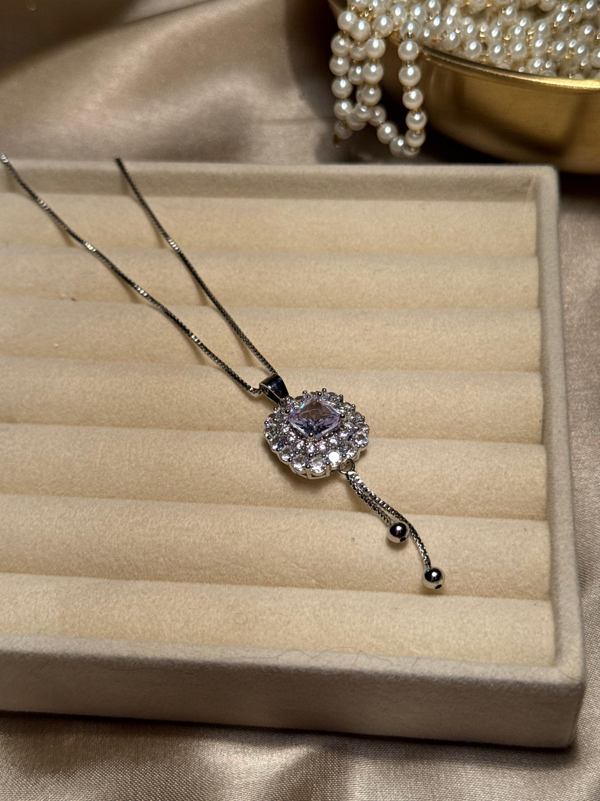 Square gem necklace Silver