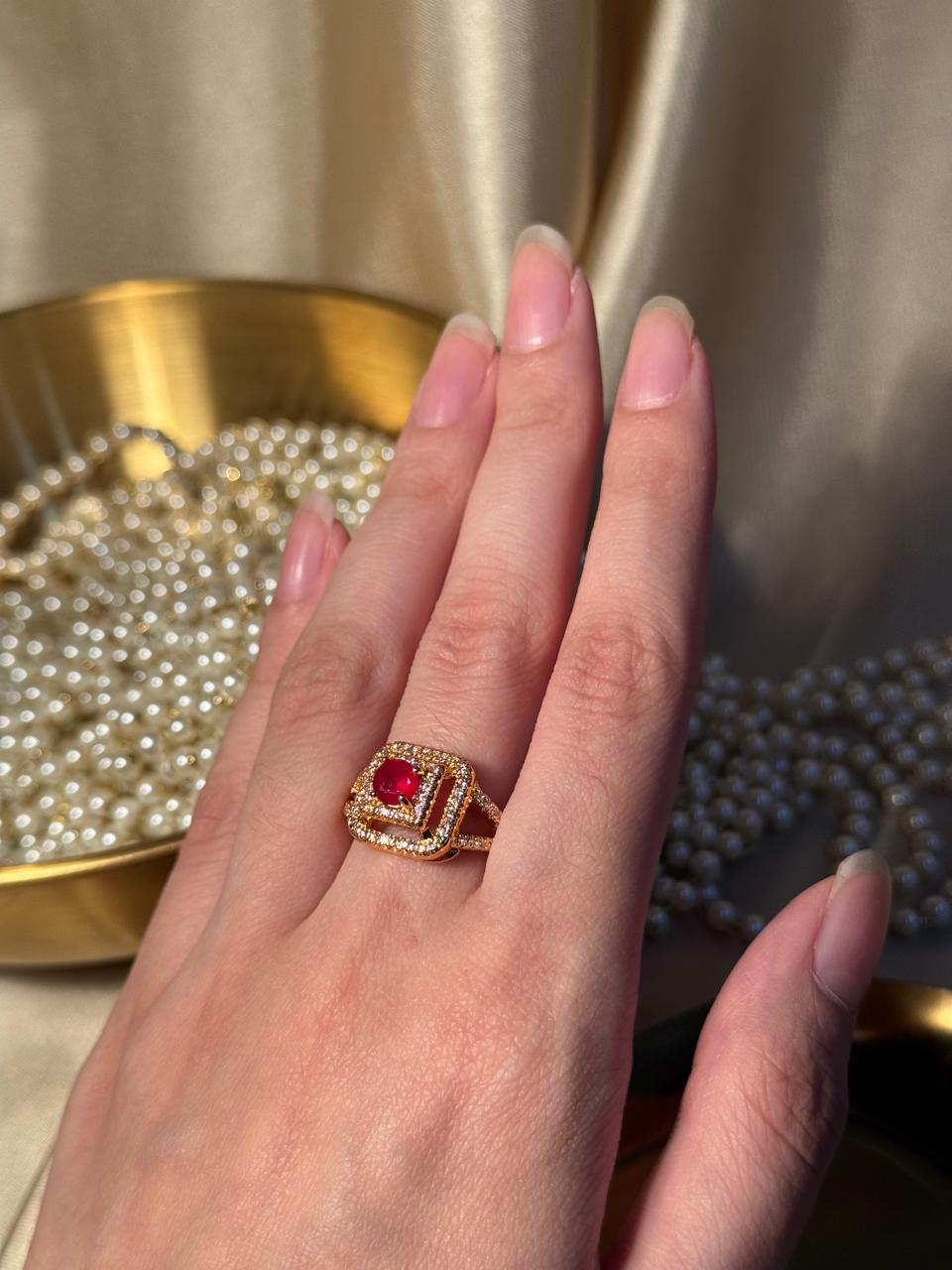Square Gem Ring Gold - Red