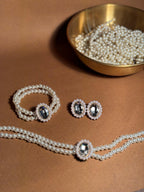 Moti Har Set - White