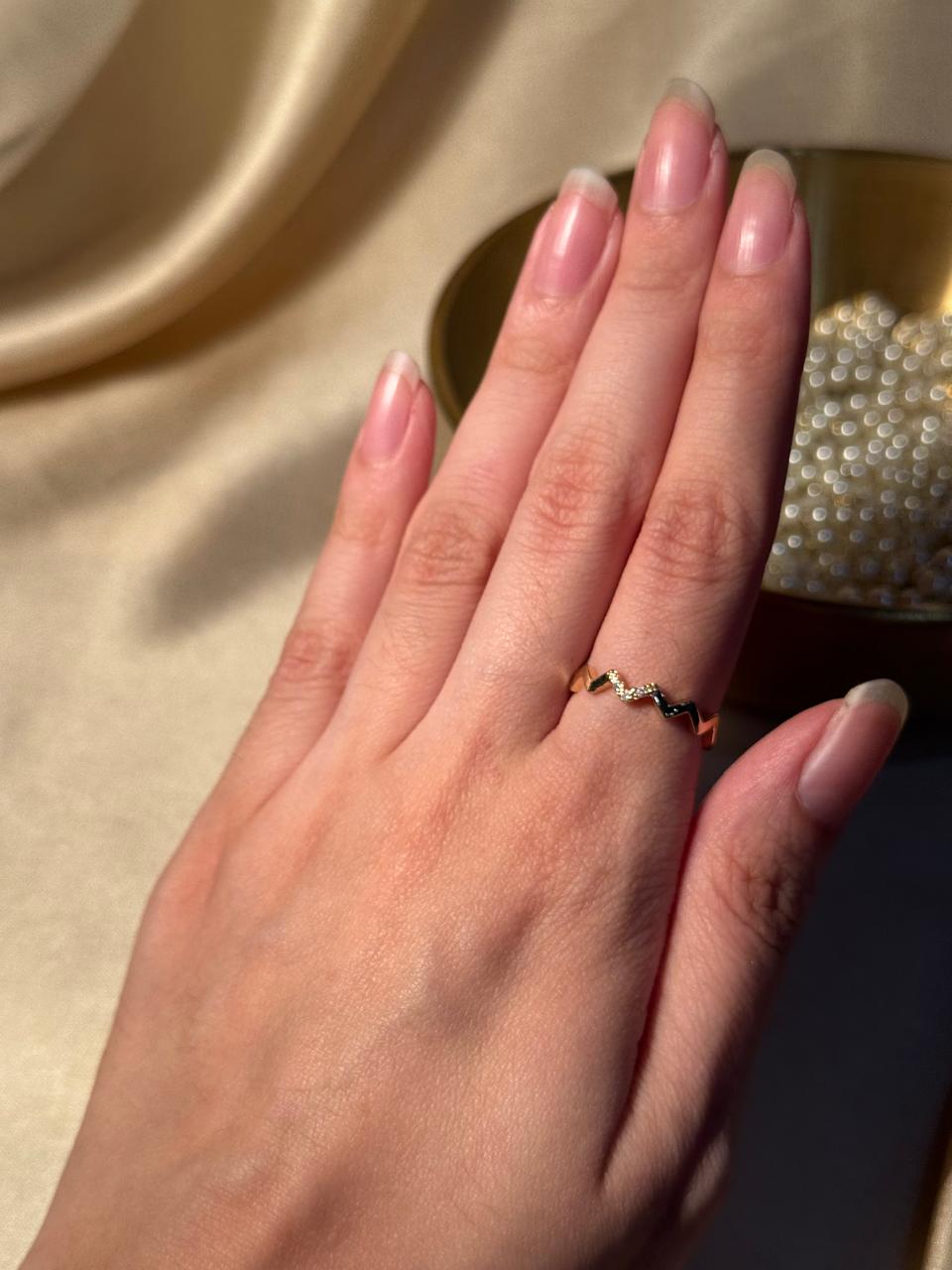 Delicate Ring Gold - 11