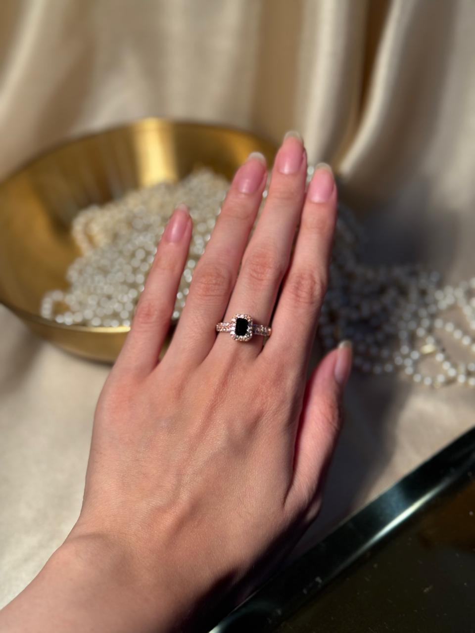 Rectangle Gem Stone Ring Gold - black