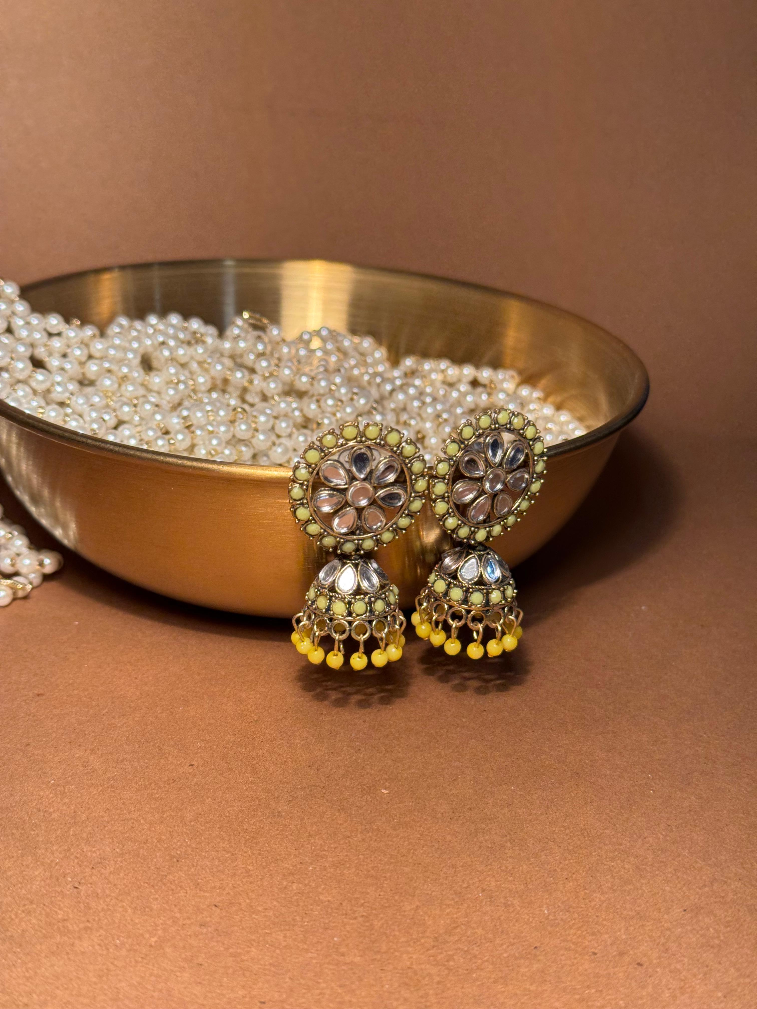 Zaria gold earrings - Beige