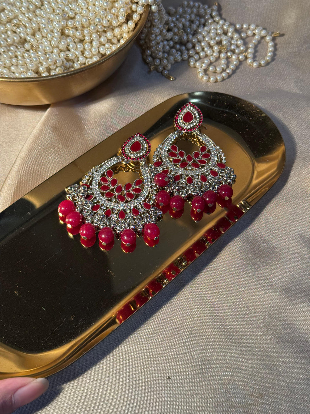 Nilofer Earrings - Red