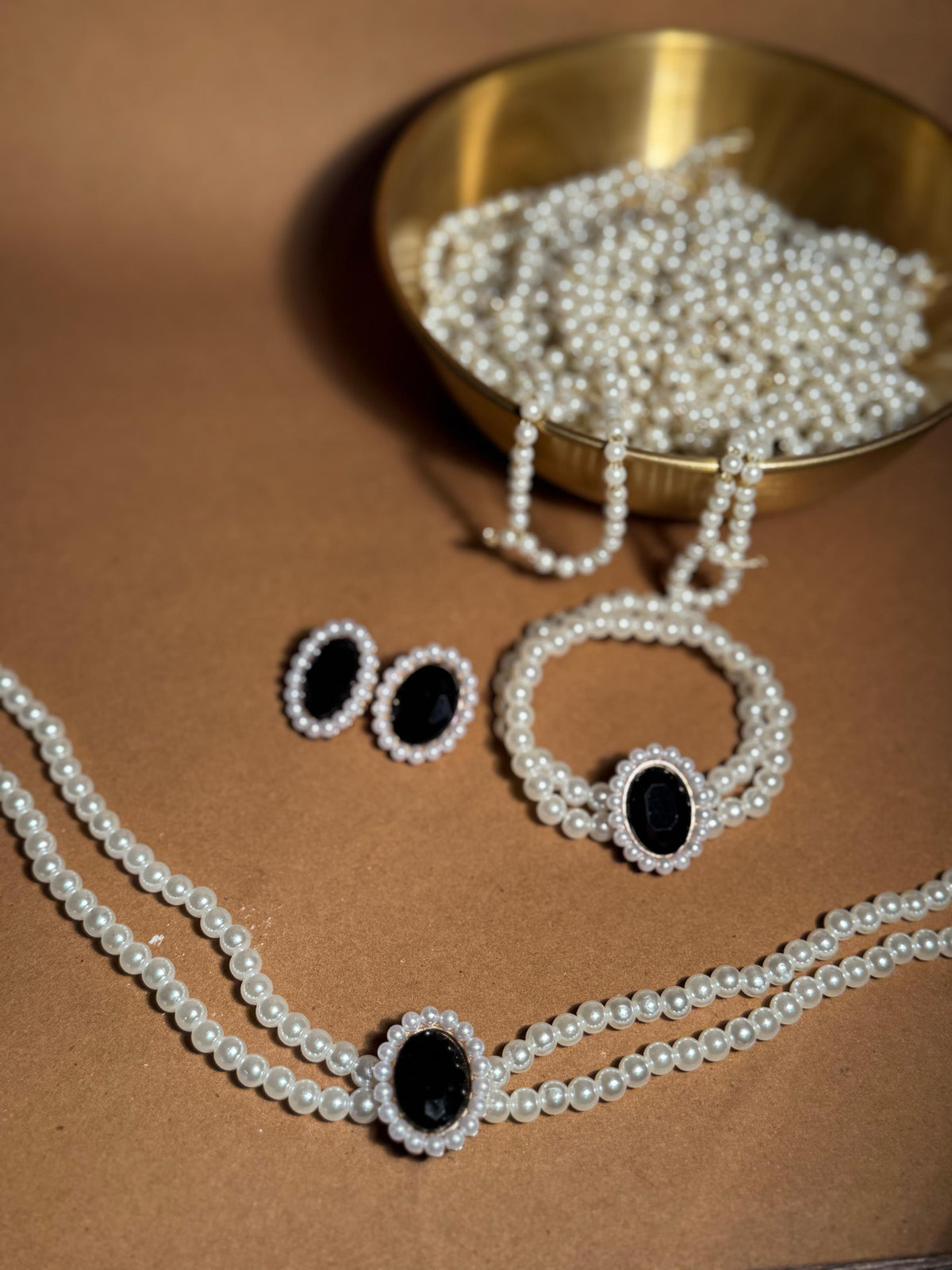 Moti Har Set - Black