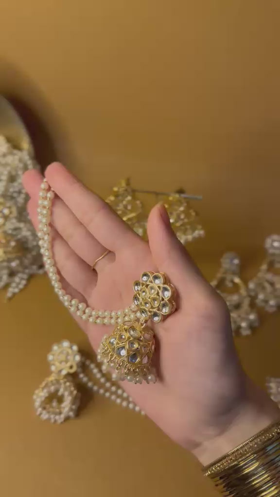 shirinaz white with saharay