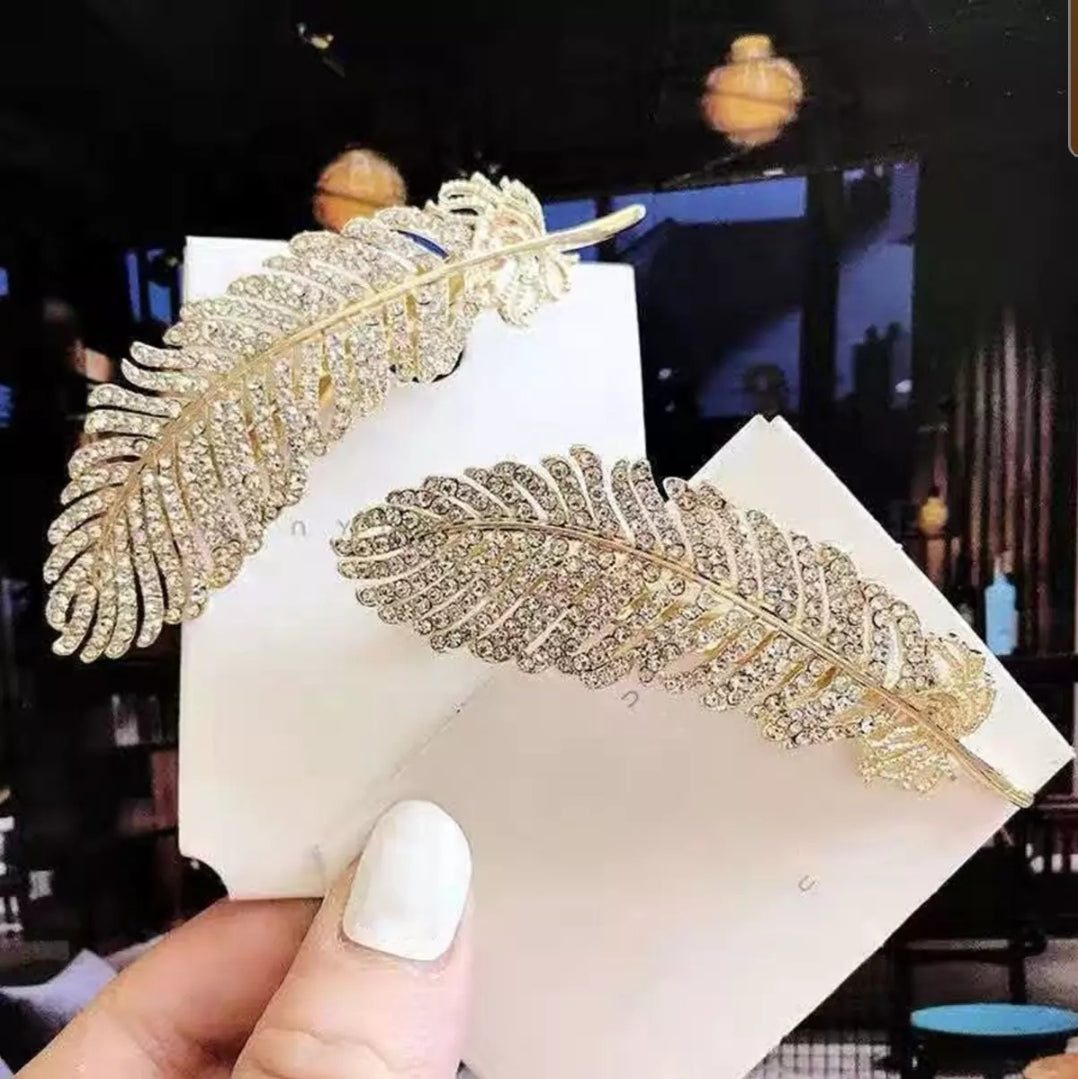HS- 02 Feather Hair Clio