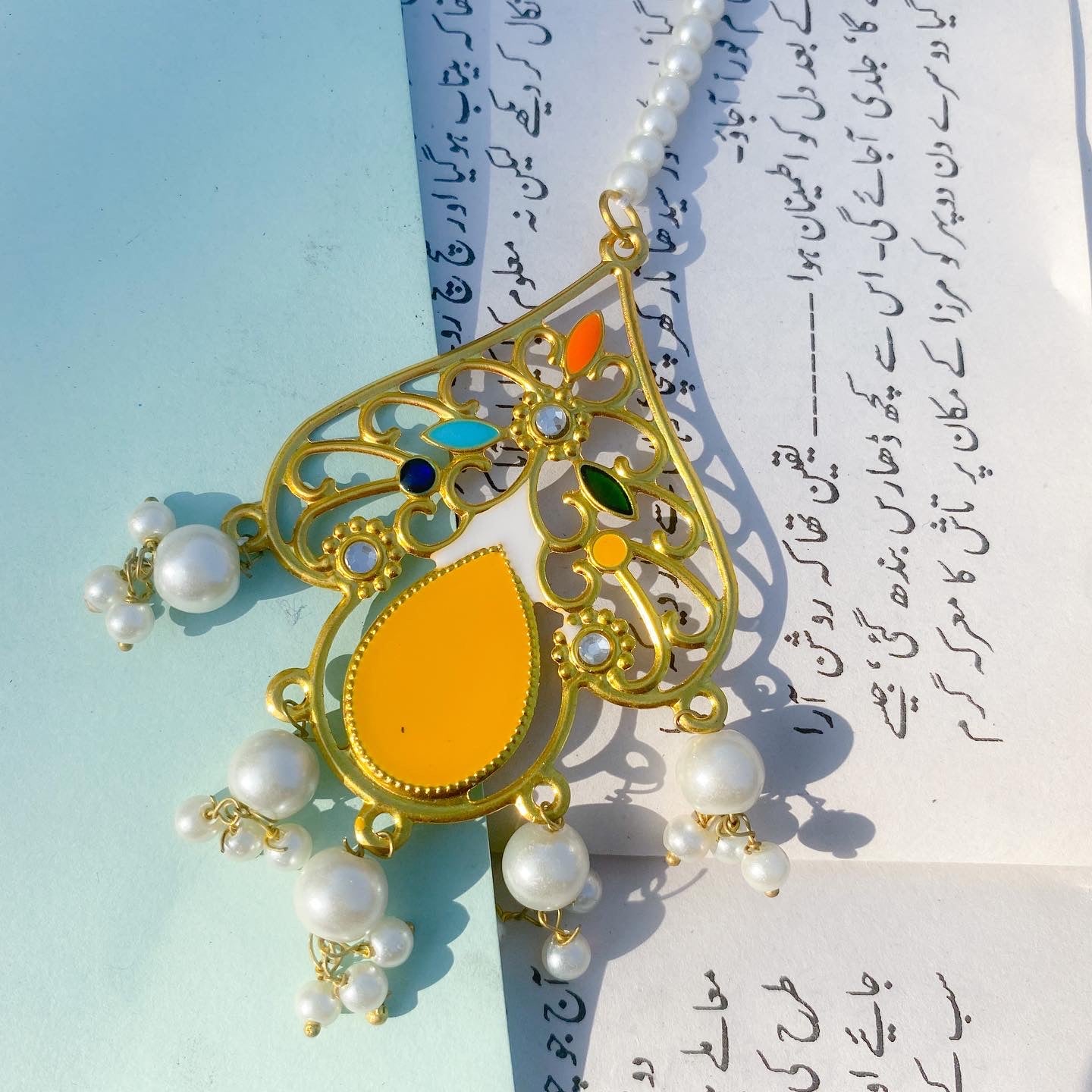 BN-15 - Chashni Bindi