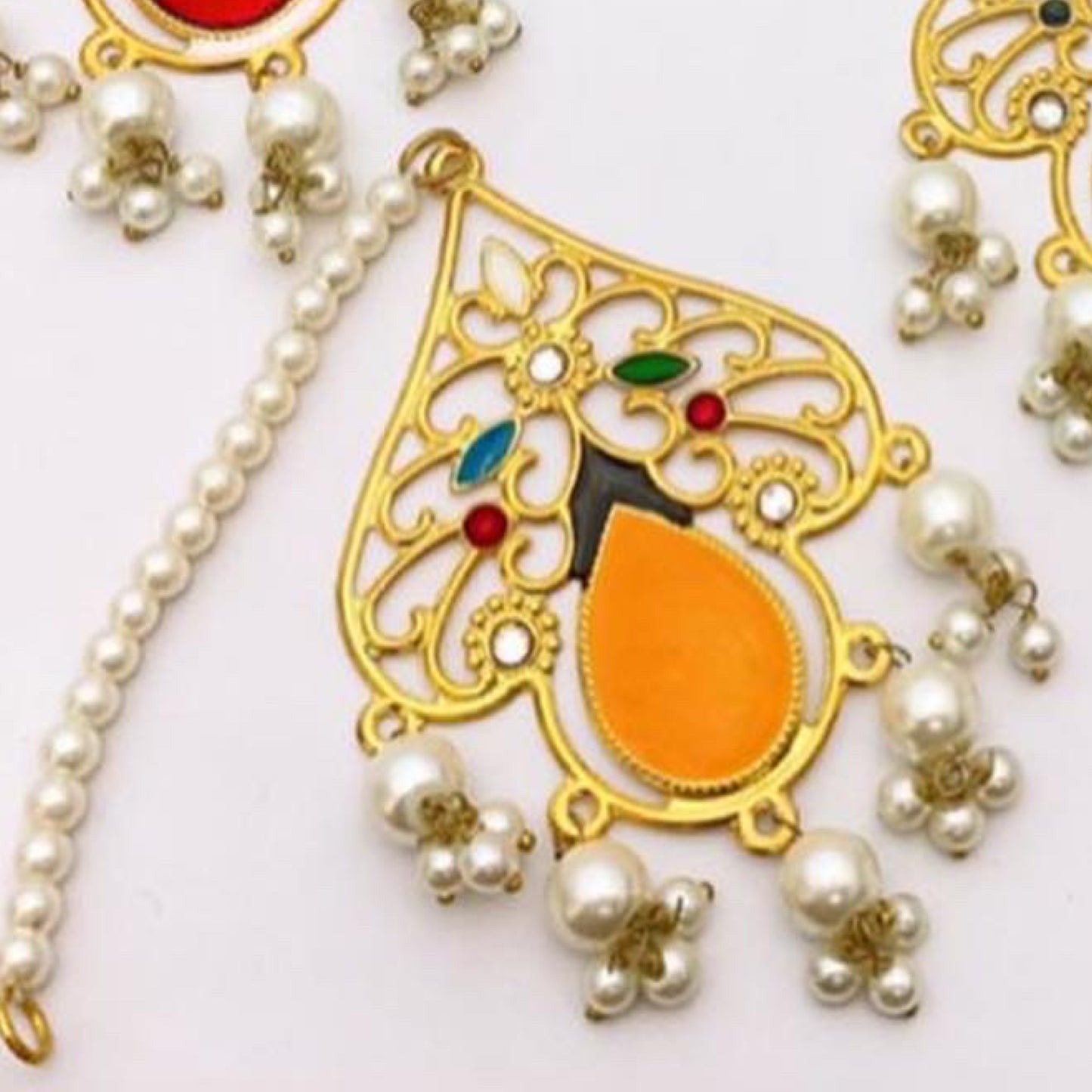 BN-15 - Chashni Bindi