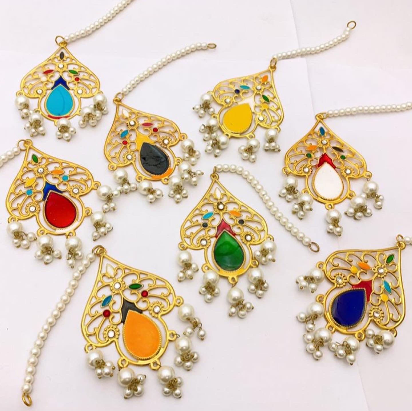 BN-15 - Chashni Bindi