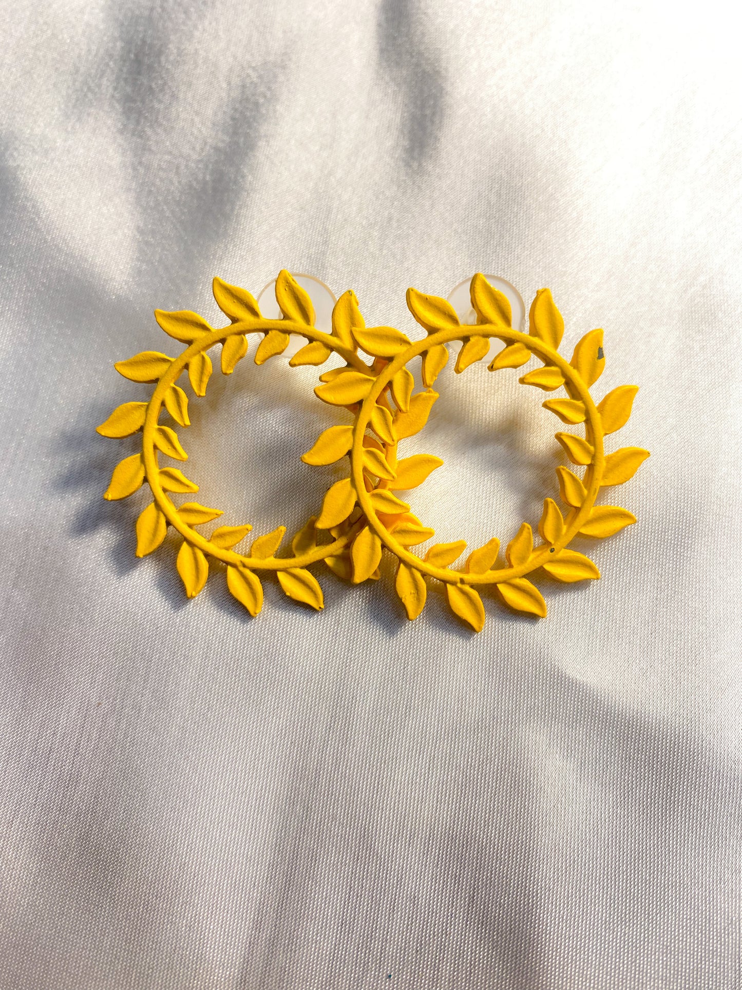ES- 10  Leaves Wreath
