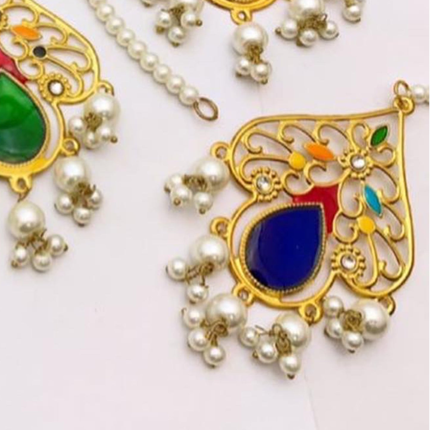 BN-15 - Chashni Bindi